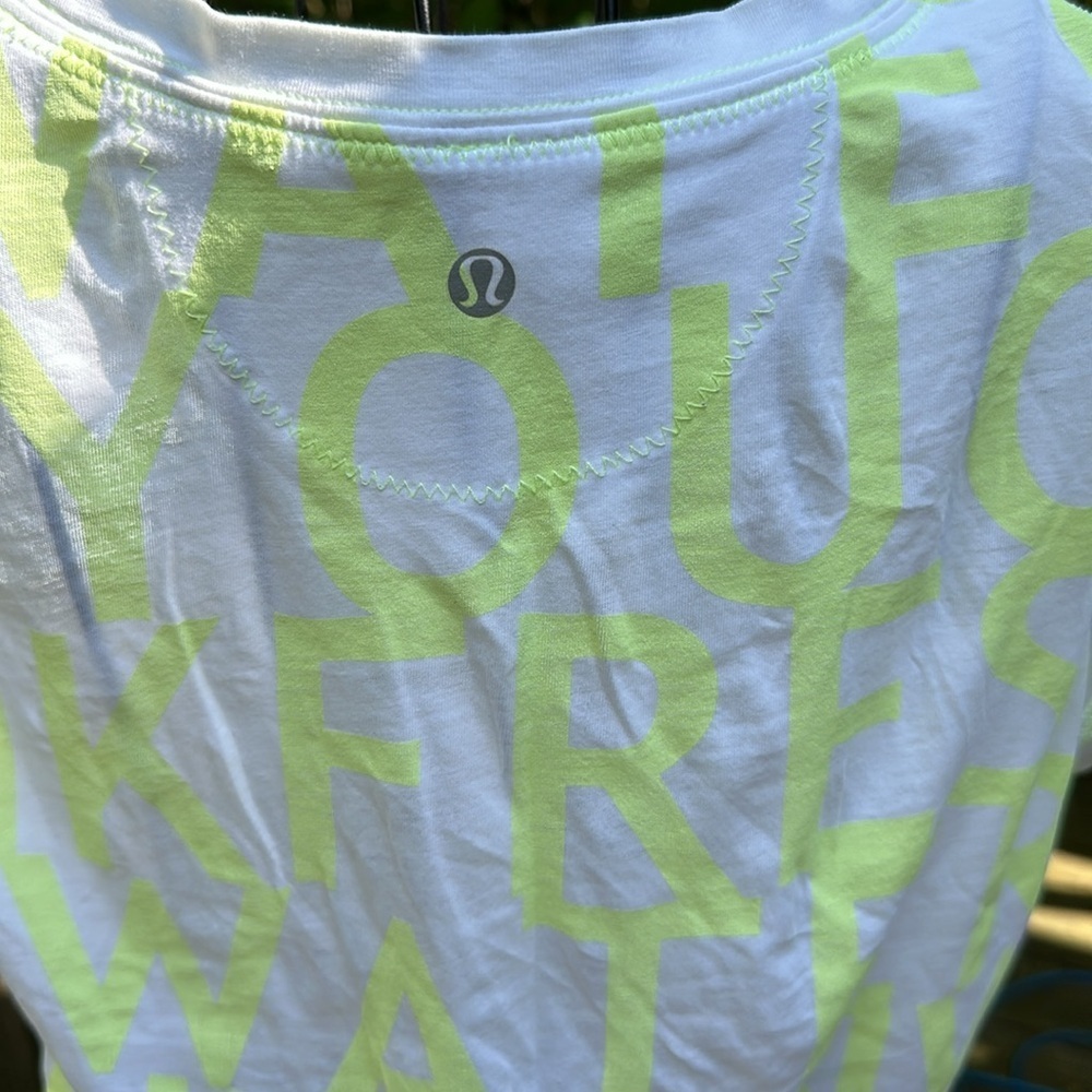 Lululemon Shirt Women  yellow/green Graphic Logo Scoop Neck Short Sleeve Stretch - Picture 4 of 5